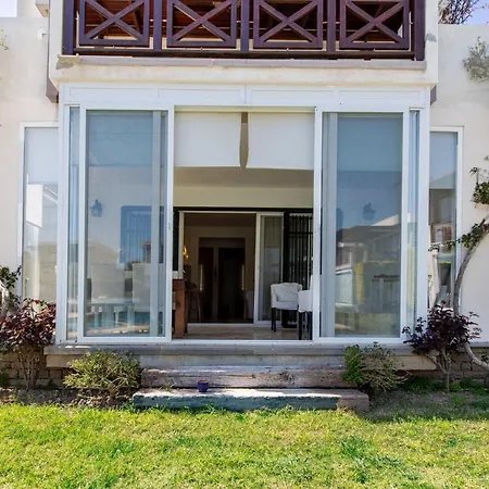 Luxury With Shared Pool In Bodrum Ortakent Apartamento Bitez