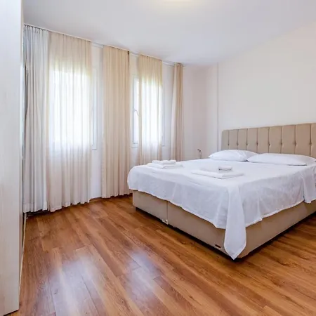 Luxury With Shared Pool In Bodrum Ortakent Apartamento Bitez
